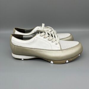 Golfstream Golf Shoes Womens 6.5 Leather White Gold Plastic Spikes Golfing